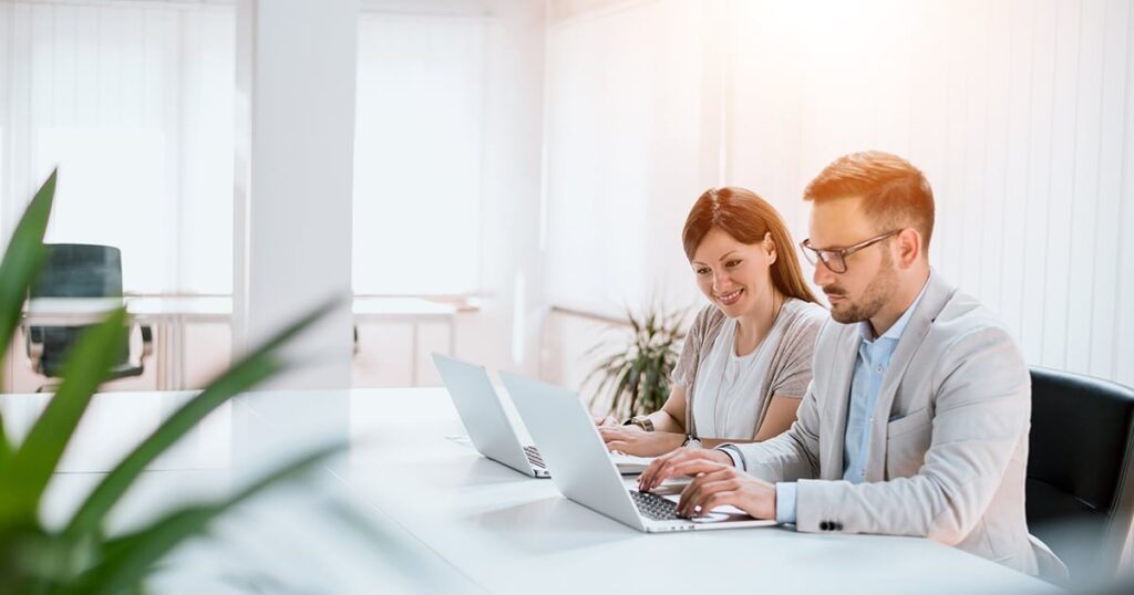 6 Ways to Improve the Relationship Between Sales and Marketing